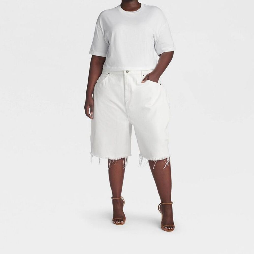 Women's Low-Rise Wide Leg 'The Rachel Shorts' - White Wash Denim 30